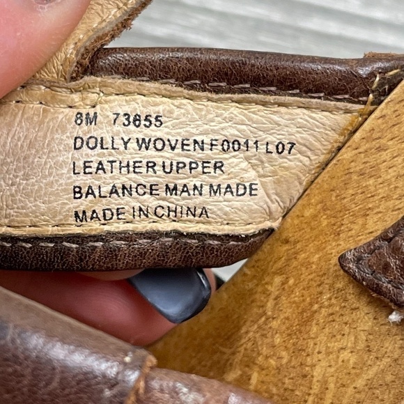 FRYE Dolly Block Heel Strappy Leather Sandal - Picture 8 of 8